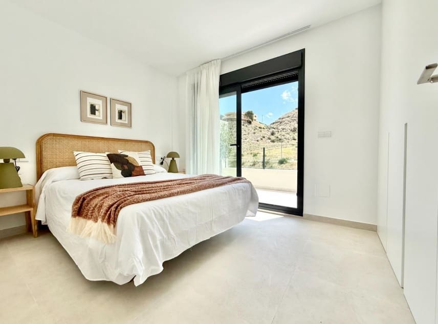 3 bedroom Townhouse for sale in Cox with pool - € 235,000 (Ref: 8726672)