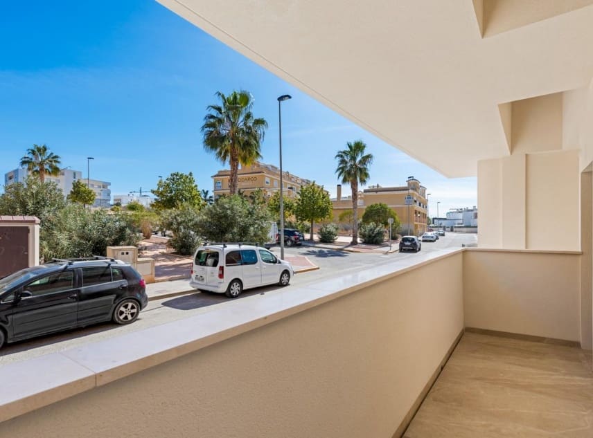 3 Zimmer Apartment zu verkaufen in Benijofar mit Pool Garage - 339.000 € (Ref: 8772701)