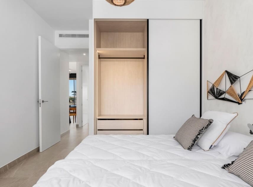 2 slaapkamer Penthouse te koop in Benijofar met zwembad garage - € 421.000 (Ref: 8772703)