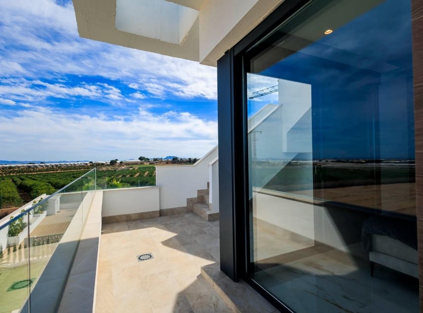 3 bedroom Villa for sale in Pilar de la Horadada with pool garage - € 399,000 (Ref: 8785342)