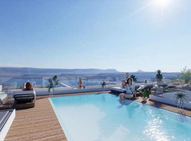 2 soveværelse Penthouse til salg i Centro, Torrevieja med swimmingpool - € 469.000 (Ref: 8785348)