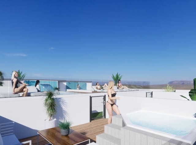 2 soveværelse Penthouse til salg i Centro, Torrevieja med swimmingpool - € 469.000 (Ref: 8785348)