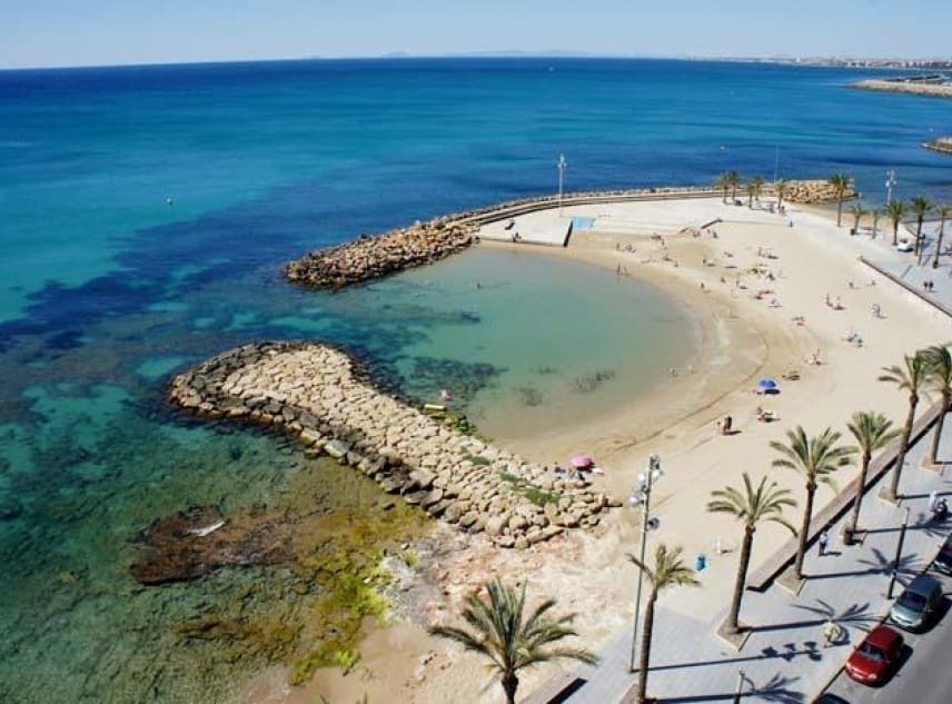 2 soveværelse Penthouse til salg i Torrevieja med swimmingpool - € 469.000 (Ref: 8785348)