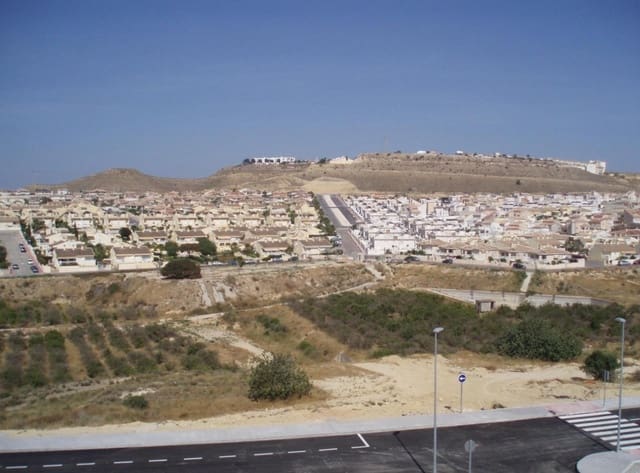 3 Zimmer Villa zu verkaufen in Benijófar mit Pool Garage - 488.000 € (Ref: 8820835)