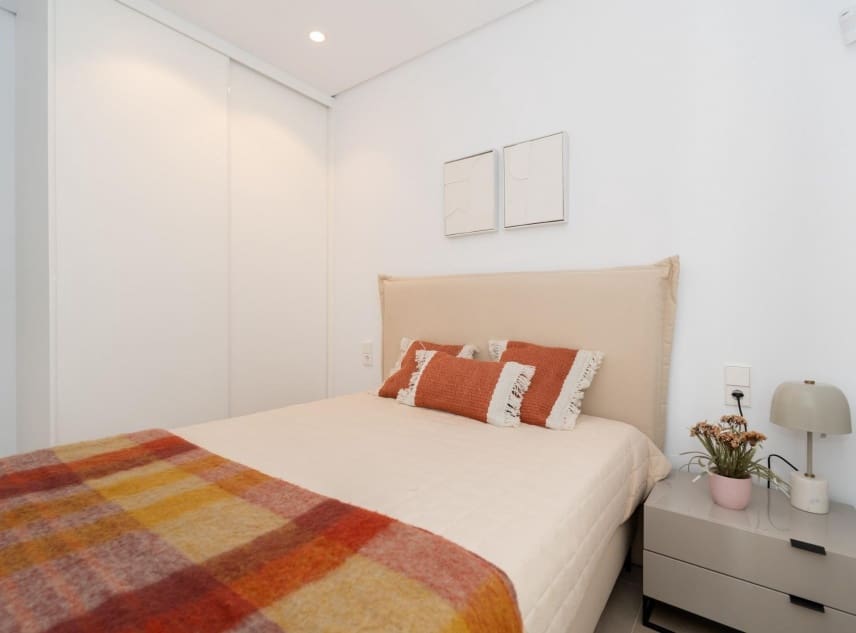 3 soveværelse Byhus til salg i Gran Alacant med swimmingpool - € 395.000 (Ref: 8837660)