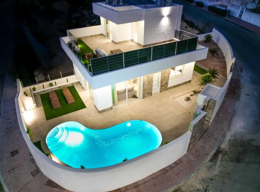 3 soveværelse Villa til salg i Ciudad Quesada med swimmingpool garage - € 598.000 (Ref: 8848151)