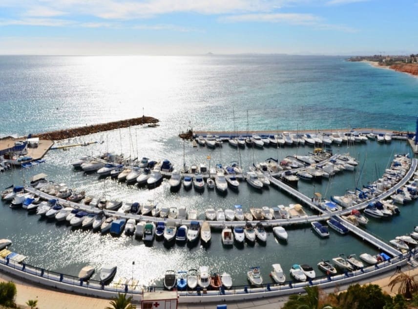 4 soveværelse Villa til salg i Campoamor med swimmingpool garage - € 3.600.000 (Ref: 8855757)