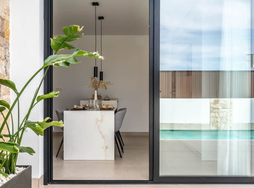 3 soveværelse Villa til salg i Roldan med swimmingpool garage - € 389.950 (Ref: 8863083)