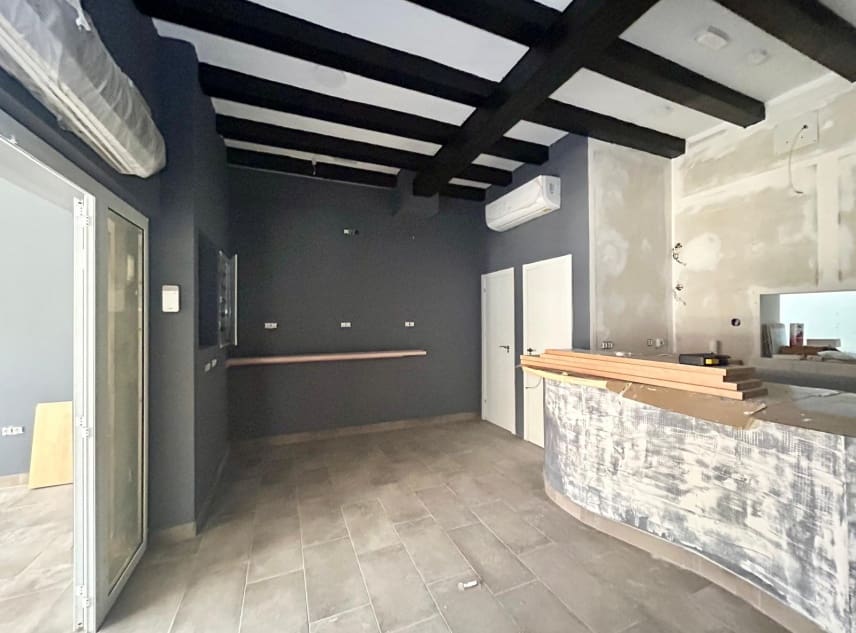 Erhverv til salg i San Luis - € 119.950 (Ref: 8914310)