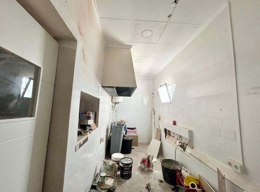 Erhverv til salg i San Luis - € 119.950 (Ref: 8914310)