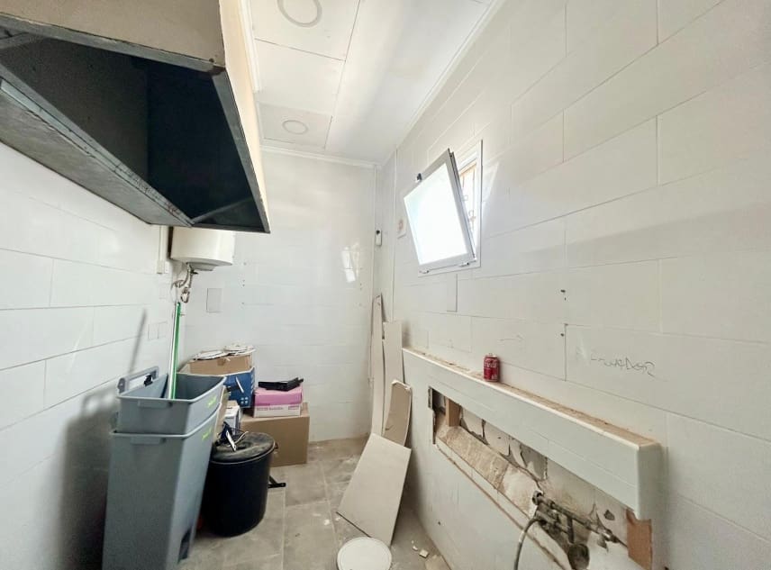 Erhverv til salg i San Luis - € 119.950 (Ref: 8914310)