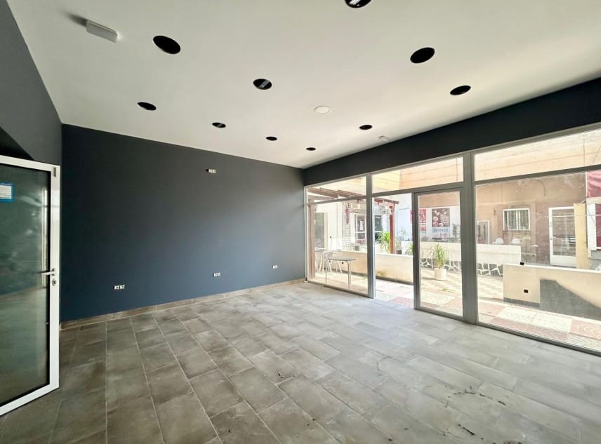 Erhverv til salg i San Luis - € 119.950 (Ref: 8914310)