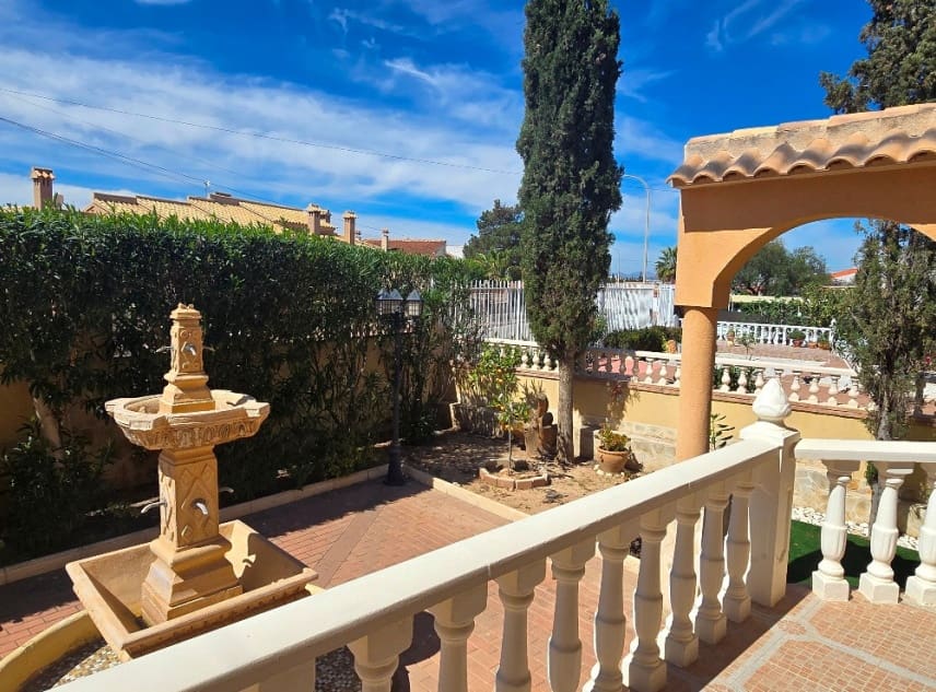 5 soveværelse Villa til salg i El Chaparral med swimmingpool garage - € 595.000 (Ref: 8917315)