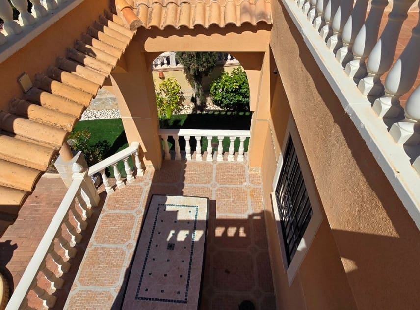 5 soveværelse Villa til salg i El Chaparral med swimmingpool garage - € 595.000 (Ref: 8917315)