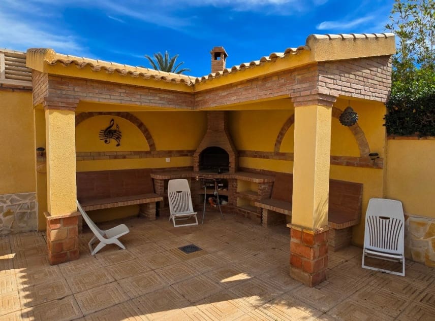 5 soveværelse Villa til salg i El Chaparral med swimmingpool garage - € 595.000 (Ref: 8917315)