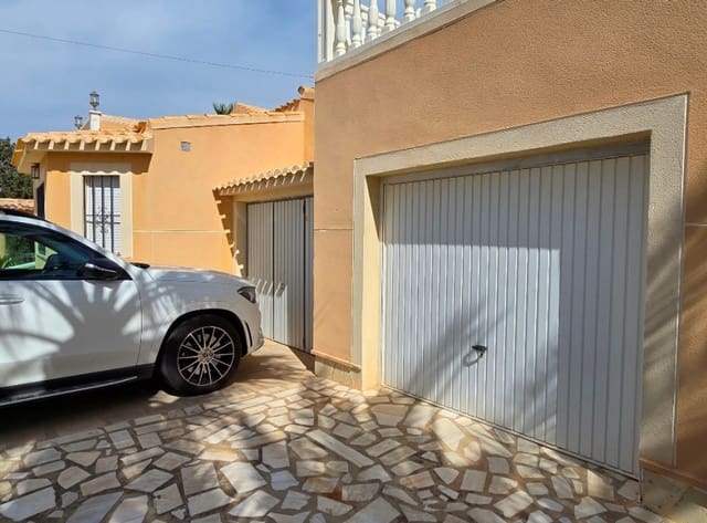 5 bedroom Villa for sale in El Chaparral, Torrevieja with pool garage - € 595,000 (Ref: 8917315)