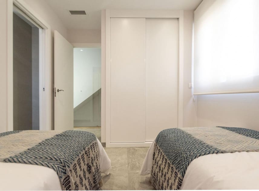 3 Zimmer Villa zu verkaufen in Pilar de la Horadada mit Pool Garage - 474.900 € (Ref: 8932963)