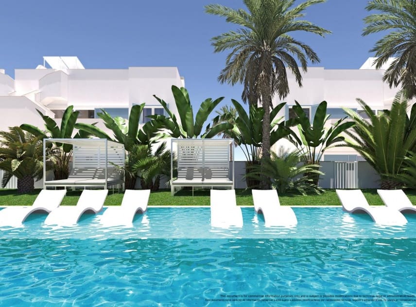 3 bedroom Bungalow for sale in Torre de la Horadada with pool - € 380,000 (Ref: 8937873)