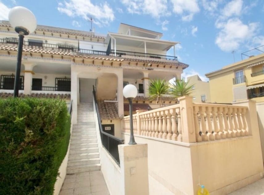 2 bedroom Apartment for sale in La Veleta - € 145,000 (Ref: 9000566)