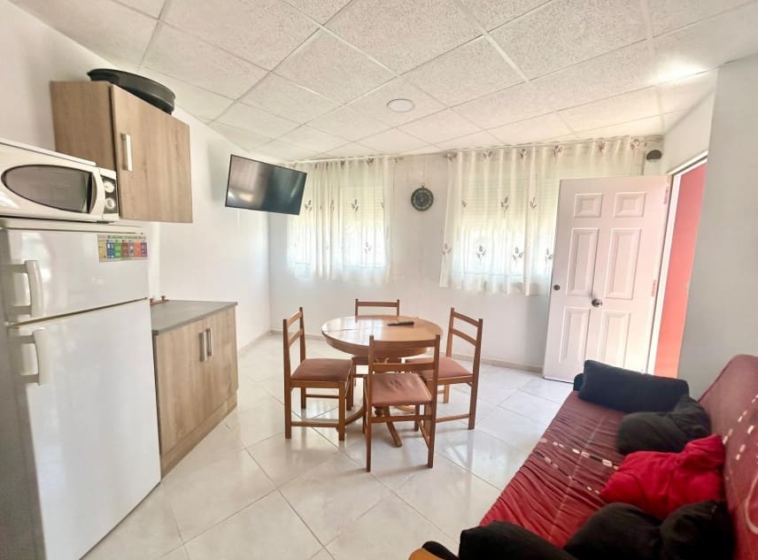 3 soverom Bungalow til salgs i La Torreta - € 112 000 (Ref: 9013291)