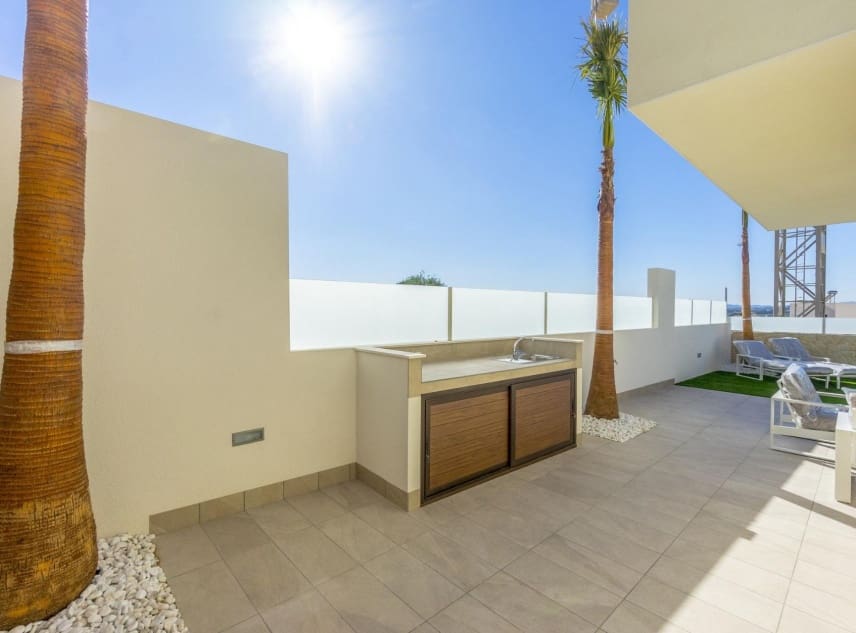 3 soveværelse Villa til salg i Atalaya Park med swimmingpool garage - € 649.000 (Ref: 9109673)