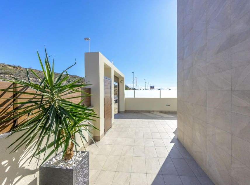 3 soveværelse Villa til salg i Atalaya Park med swimmingpool garage - € 649.000 (Ref: 9109673)