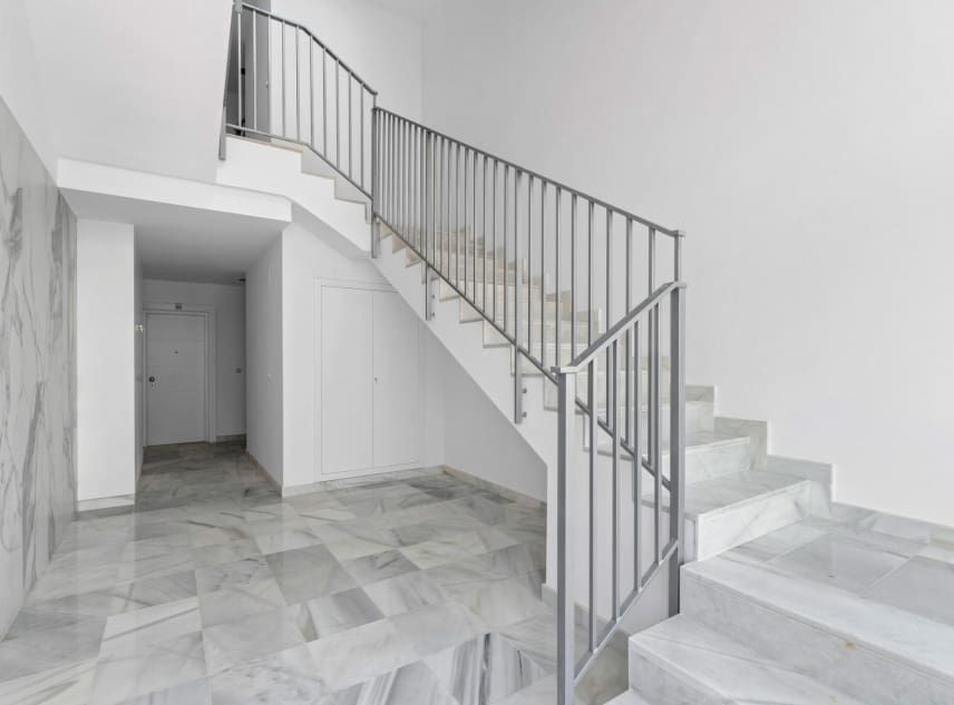 2 soveværelse Penthouse til salg i Villamartin med swimmingpool - € 425.000 (Ref: 9111349)