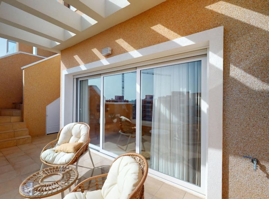 3 slaapkamer Penthouse te koop in El Raso met zwembad - € 344.900 (Ref: 9111404)