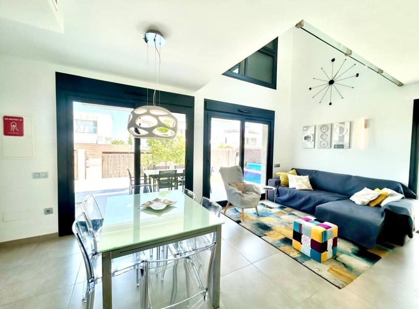 3 bedroom Villa for sale in Vistabella with pool garage - € 350,000 (Ref: 9126289)