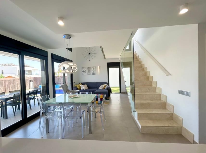 3 bedroom Villa for sale in Vistabella with pool garage - € 350,000 (Ref: 9126289)