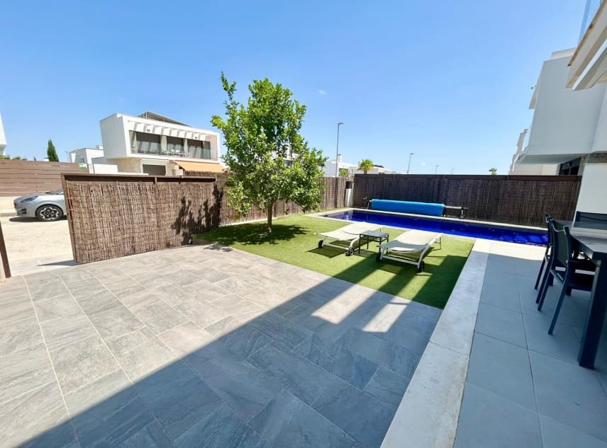 3 bedroom Villa for sale in Vistabella with pool garage - € 350,000 (Ref: 9126289)