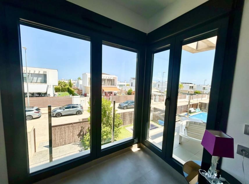 3 bedroom Villa for sale in Vistabella with pool garage - € 350,000 (Ref: 9126289)