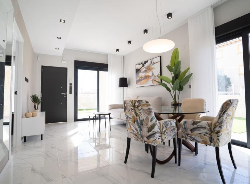 3 bedroom Bungalow for sale in Pilar de la Horadada with pool - € 340,000 (Ref: 9150476)