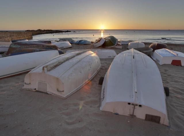 3 soveværelse Villa til salg i Parque Acuático - Sector 25, Torrevieja med swimmingpool - € 595.000 (Ref: 9150477)