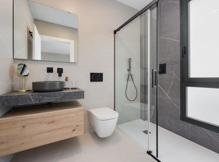 3 slaapkamer Villa te koop in Torrevieja met zwembad - € 595.000 (Ref: 9150477)