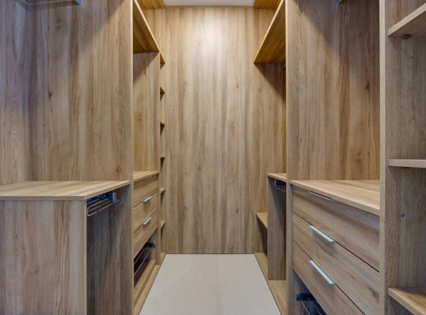 3 slaapkamer Villa te koop in Torrevieja met zwembad - € 595.000 (Ref: 9150477)