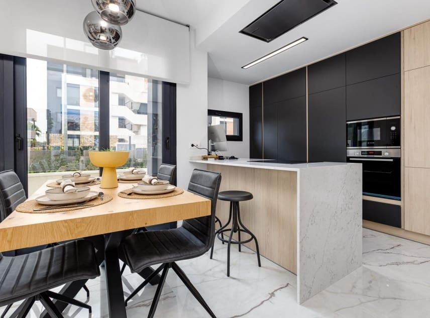 2 Zimmer Bungalow zu verkaufen in Ciudad Quesada mit Pool - 279.000 € (Ref: 9150481)