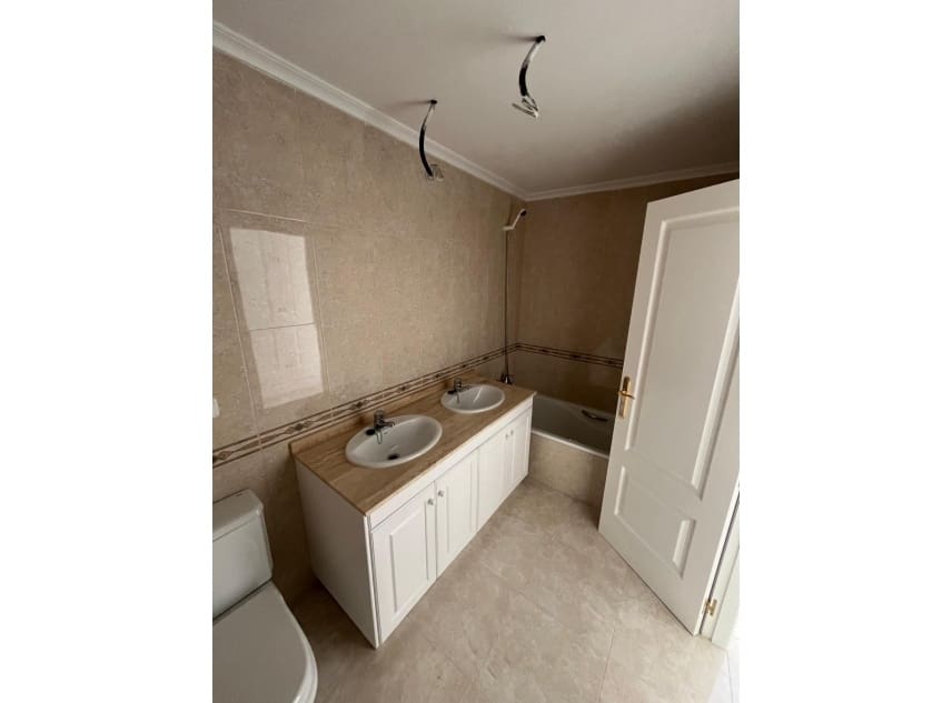 2 soveværelse Lejlighed til salg i Orihuela Costa med swimmingpool - € 212.350 (Ref: 9150485)