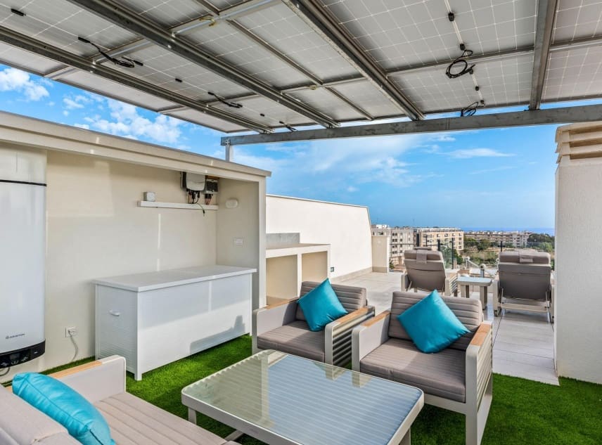 4 soveværelse Villa til salg i Guardamar del Segura med swimmingpool - € 507.050 (Ref: 9150486)