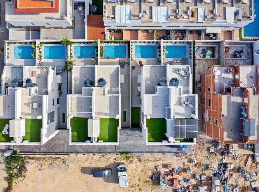 4 soveværelse Villa til salg i Guardamar del Segura med swimmingpool - € 507.050 (Ref: 9150486)