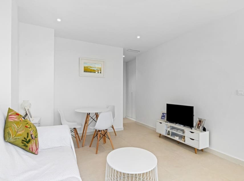 4 soveværelse Villa til salg i Guardamar del Segura med swimmingpool - € 507.050 (Ref: 9150486)