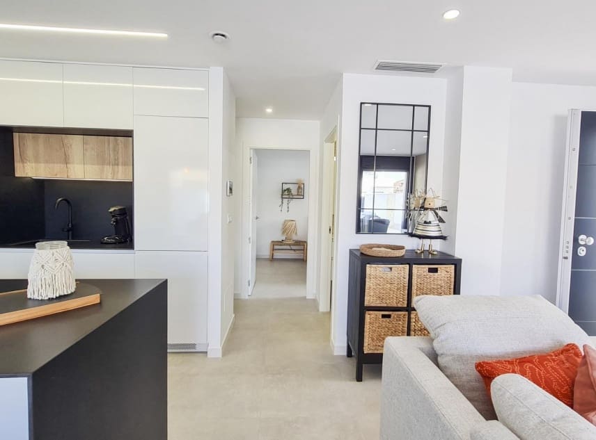 3 soveværelse Villa til salg i San Pedro del Pinatar med swimmingpool - € 439.000 (Ref: 9150487)