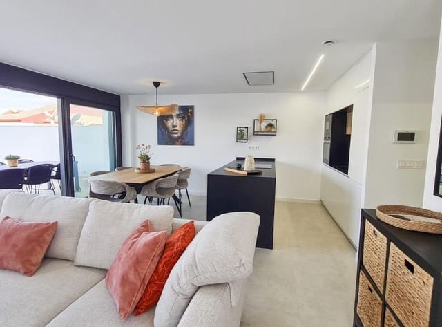 3 soveværelse Villa til salg i San Pedro del Pinatar ciudad, San Pedro del Pinatar med swimmingpool - € 439.000 (Ref: 9150487)