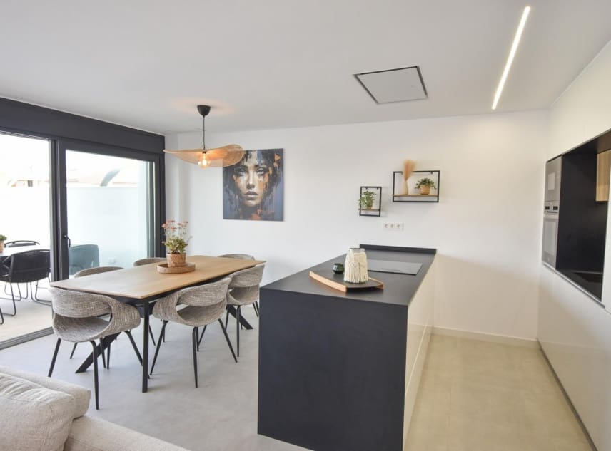 3 soveværelse Villa til salg i San Pedro del Pinatar med swimmingpool - € 439.000 (Ref: 9150487)