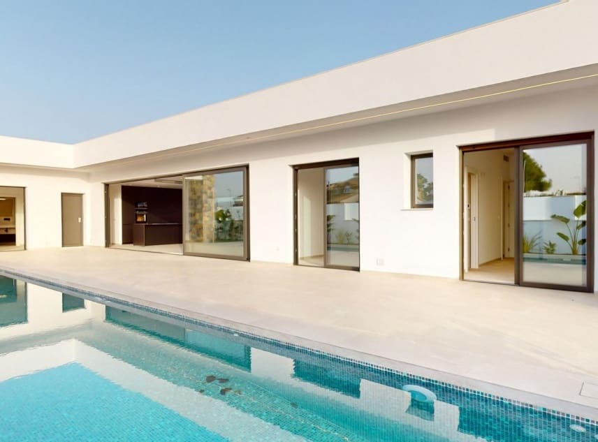 3 chambre Villa/Maison à vendre à Los Alcazares avec piscine - 689 900 € (Ref: 9150488)