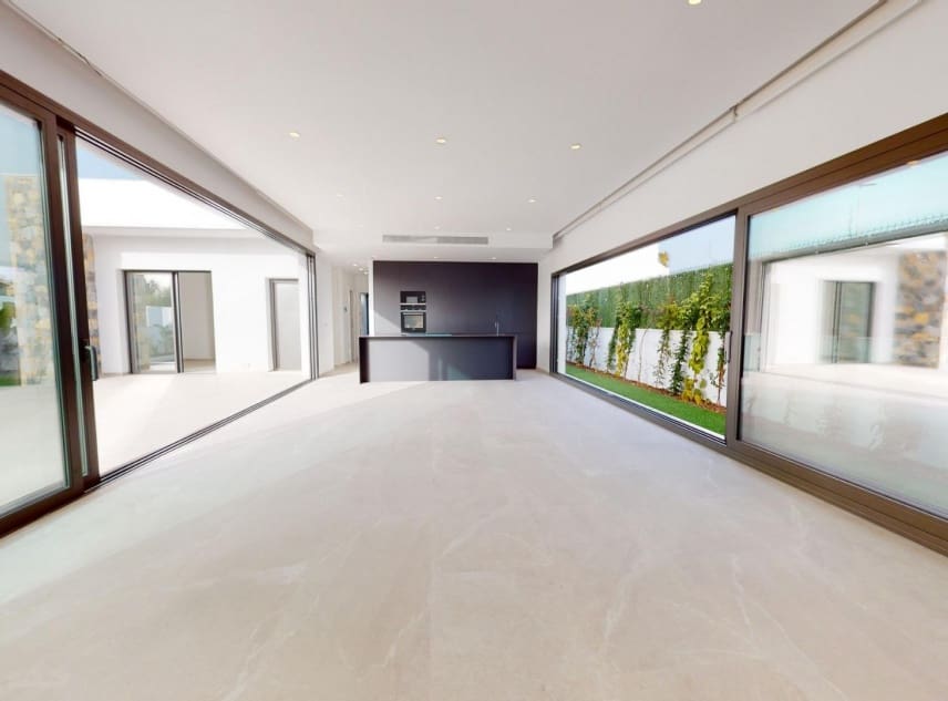 3 chambre Villa/Maison à vendre à Los Alcazares avec piscine - 689 900 € (Ref: 9150488)