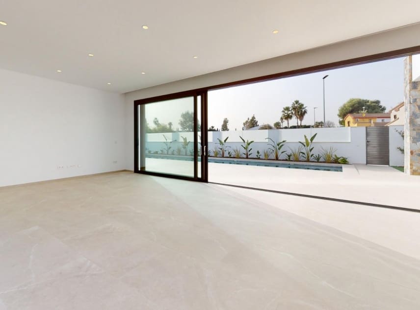 3 chambre Villa/Maison à vendre à Los Alcazares avec piscine - 689 900 € (Ref: 9150488)