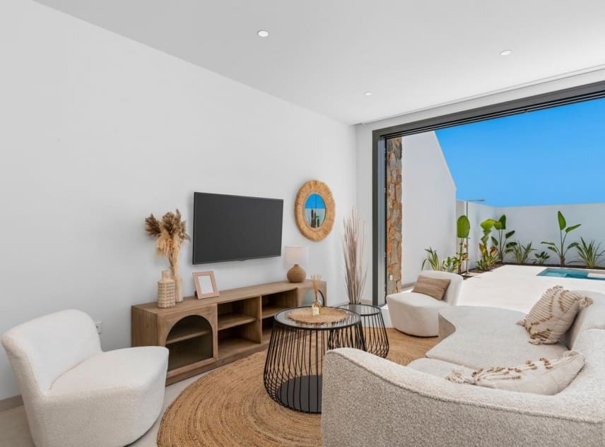 3 soveværelse Byhus til salg i Los Alcazares med swimmingpool - € 489.900 (Ref: 9150489)