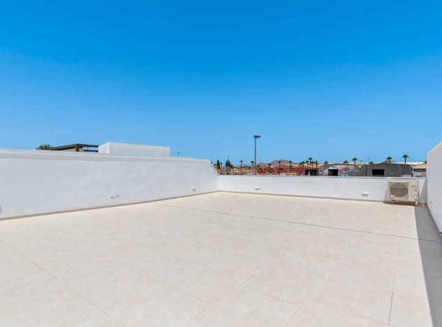 3 chambre Maison de Ville à vendre à Las Lomas de Rame - Bahía Bella, Los Alcázares avec piscine - 489 900 € (Ref: 9150489)