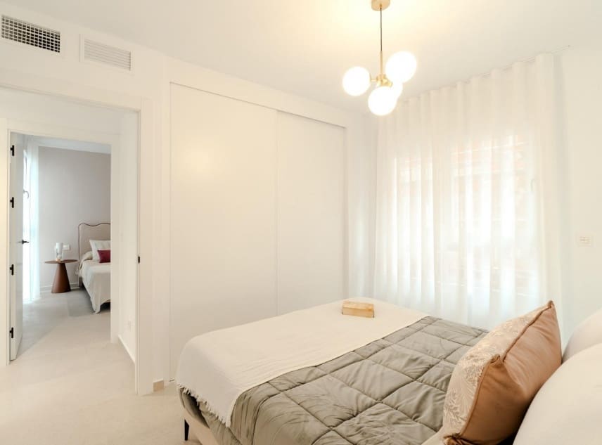 3 bedroom Villa for sale in Los Alcazares with pool - € 467,000 (Ref: 9150498)